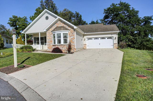 47 COLONIAL CT, Shippensburg, PA 17257