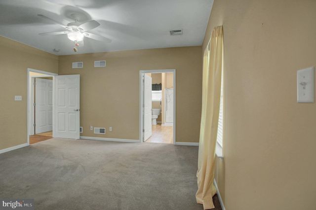 47 COLONIAL CT, Shippensburg, PA 17257