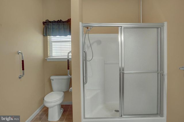 47 COLONIAL CT, Shippensburg, PA 17257