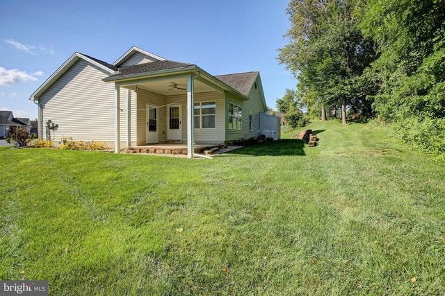 47 COLONIAL CT, Shippensburg, PA 17257
