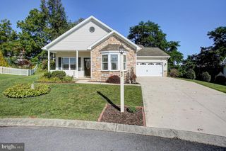 47 COLONIAL CT, Shippensburg, PA 17257