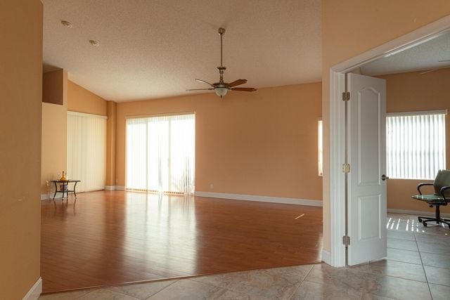 1100 Lytham Court, West Palm Beach, FL 33411