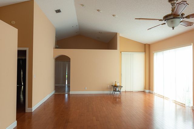 1100 Lytham Court, West Palm Beach, FL 33411