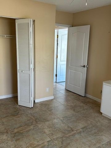 1100 Lytham Court, West Palm Beach, FL 33411