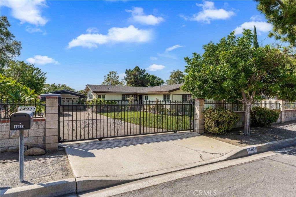 14933 Merrill Avenue, Fontana, CA 92335 — photo 5