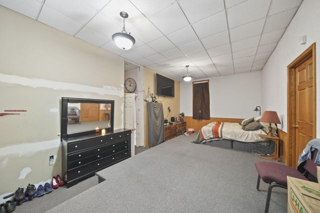 1302 Cooper Street, Jackson City, MI 49202