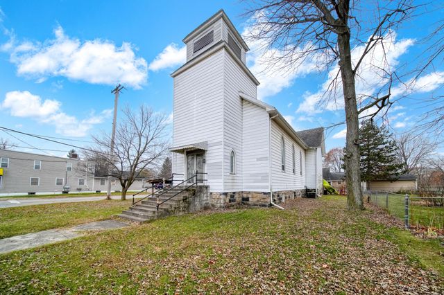 1302 Cooper Street, Jackson City, MI 49202