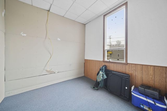 1302 Cooper Street, Jackson City, MI 49202