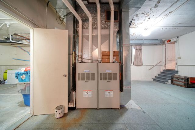 1302 Cooper Street, Jackson City, MI 49202