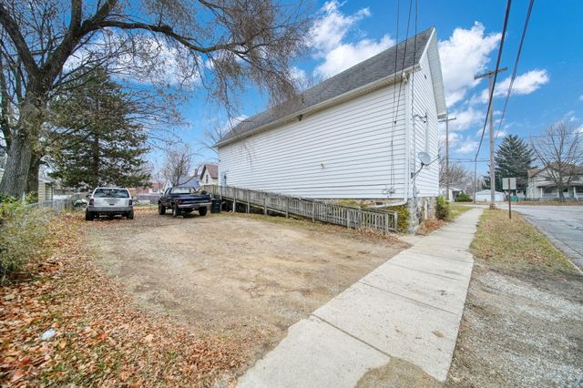 1302 Cooper Street, Jackson City, MI 49202