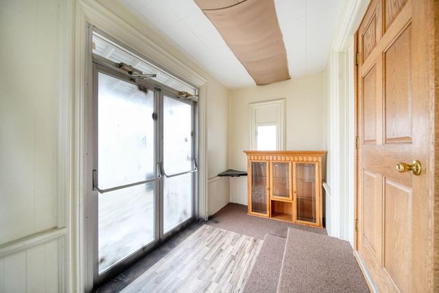 1302 Cooper Street, Jackson City, MI 49202