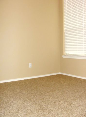 1432 Ravenwood Drive, Mansfield, TX 76063