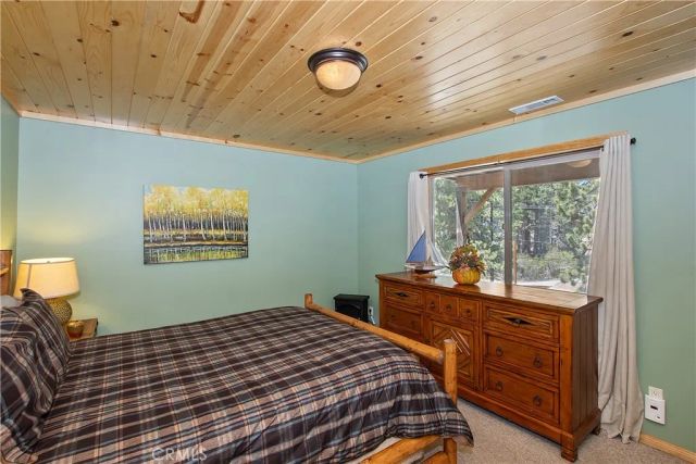 33653 Green Valley Lane, Green Valley Lake, CA 92341