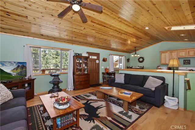 33653 Green Valley Lane, Green Valley Lake, CA 92341