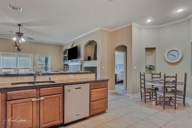 2213 Shumark Trail, Bossier City, LA 71111