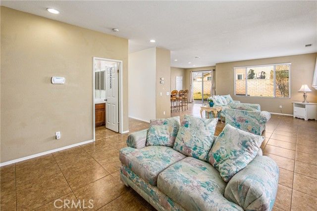 59 Helen, Beaumont, CA 92223