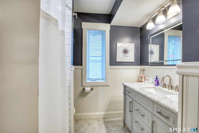 13 Algonquin Lane B, Stratford, CT 06614