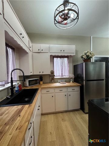 1303 S 13th Street, Temple, TX 76504