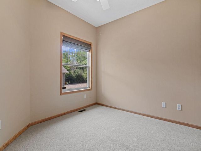 198 Thompson Avenue E, West Saint Paul, MN 55118