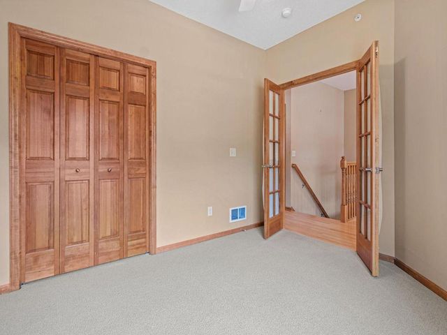 198 Thompson Avenue E, West Saint Paul, MN 55118