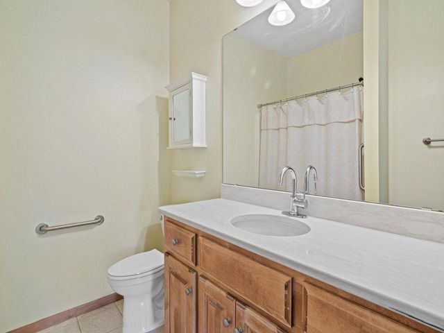 198 Thompson Avenue E, West Saint Paul, MN 55118