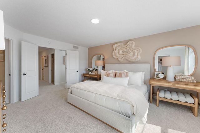 3472 Trails End Circle, Eagan, MN 55123