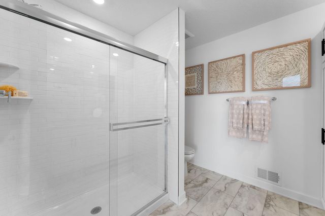 3472 Trails End Circle, Eagan, MN 55123