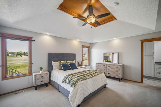 3405 NE Briarwood Drive, Ankeny, IA 50021