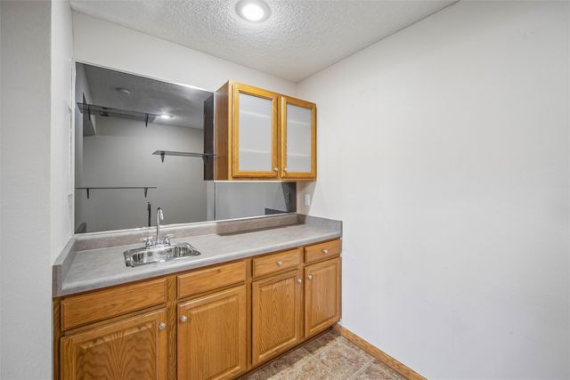 3405 NE Briarwood Drive, Ankeny, IA 50021