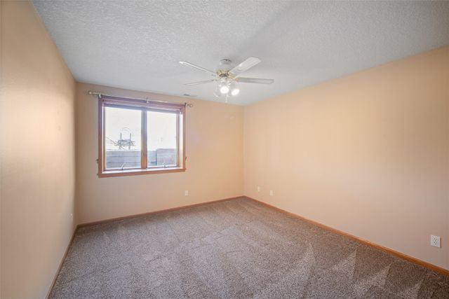 3405 NE Briarwood Drive, Ankeny, IA 50021