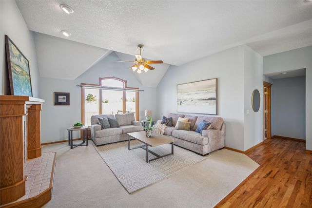 3405 NE Briarwood Drive, Ankeny, IA 50021