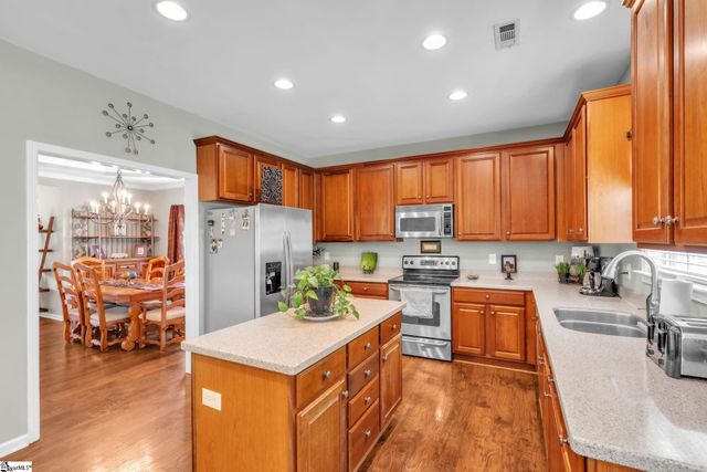 211 Brazos Lane, Simpsonville, SC 29680