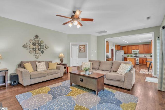 211 Brazos Lane, Simpsonville, SC 29680