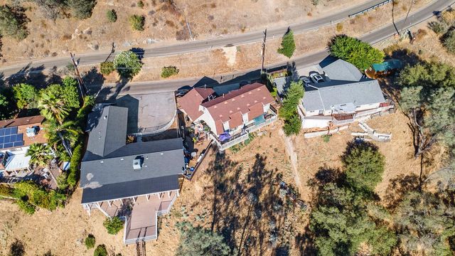 27817 Sky Harbour Road, Friant, CA 93626