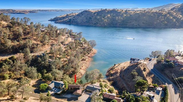 27817 Sky Harbour Road, Friant, CA 93626