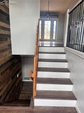 8545 Moss Rock Road, Colorado Springs, CO 80908