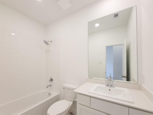 17850 Aile Pierre Pass, Conroe, TX 77302