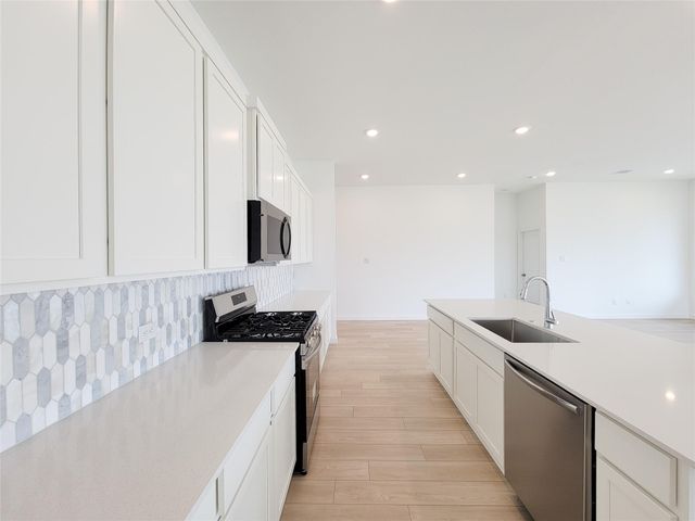 17850 Aile Pierre Pass, Conroe, TX 77302