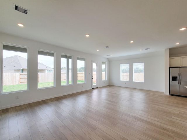 17850 Aile Pierre Pass, Conroe, TX 77302