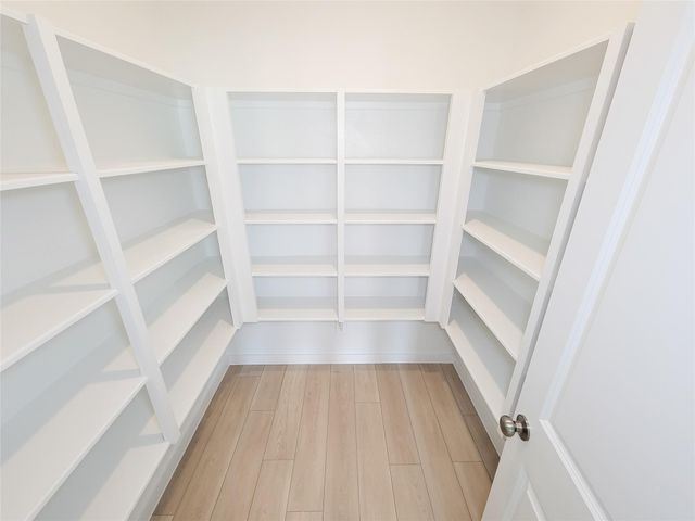 17850 Aile Pierre Pass, Conroe, TX 77302