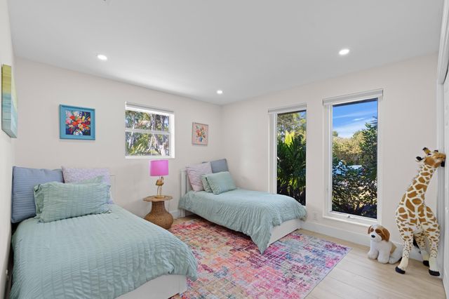 486 NW 1st Street, Boca Raton, FL 33432