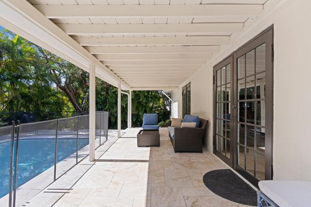 486 NW 1st Street, Boca Raton, FL 33432