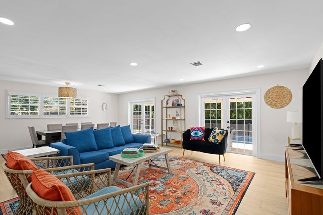 486 NW 1st Street, Boca Raton, FL 33432