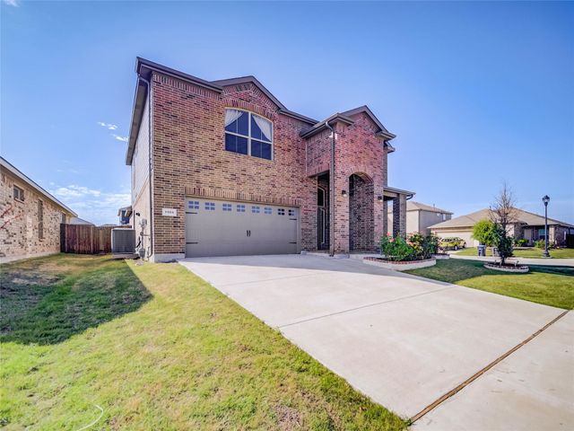 1100 Twin Brooks Lane, Fort Worth, TX 76177