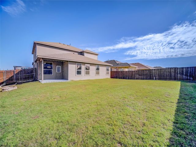 1100 Twin Brooks Lane, Fort Worth, TX 76177