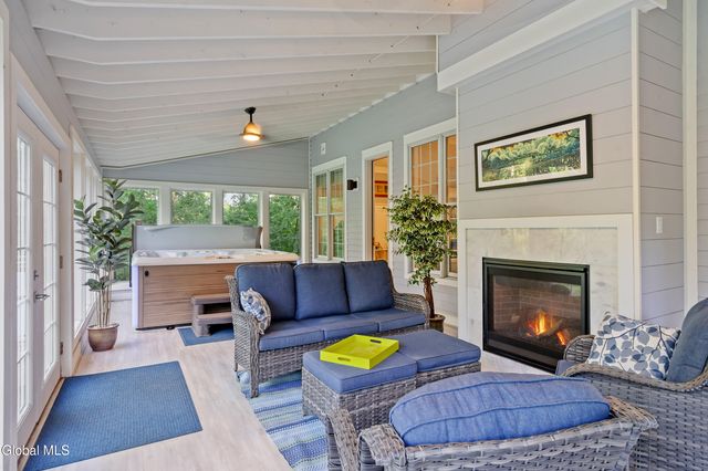 2 Stable Lane, Saratoga Springs, Outside, NY 12866
