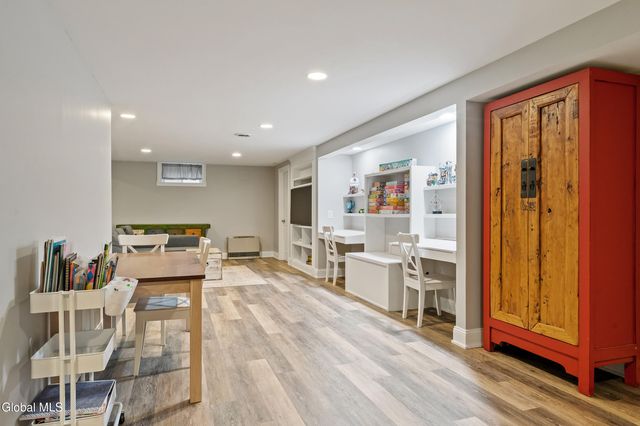 2 Stable Lane, Saratoga Springs, Outside, NY 12866