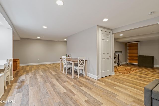 2 Stable Lane, Saratoga Springs, Outside, NY 12866