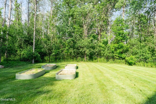 2 Stable Lane, Saratoga Springs, Outside, NY 12866