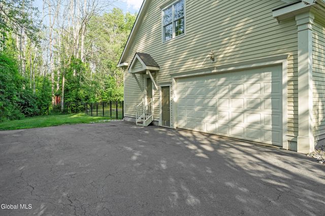 2 Stable Lane, Saratoga Springs, Outside, NY 12866
